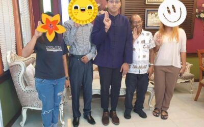 ထိုင်းရွေးကောက်ပွဲ အနိုင်ရ Move Forward Party မဲဆောက်ခရိုင် ကိုယ်စားပြု အမတ်လောင်း Ratchapongse နှင့် NMF ၏ Executive Director (Dr Sann Aung) တို့နှင့်တွေ့ဆုံခြင်း